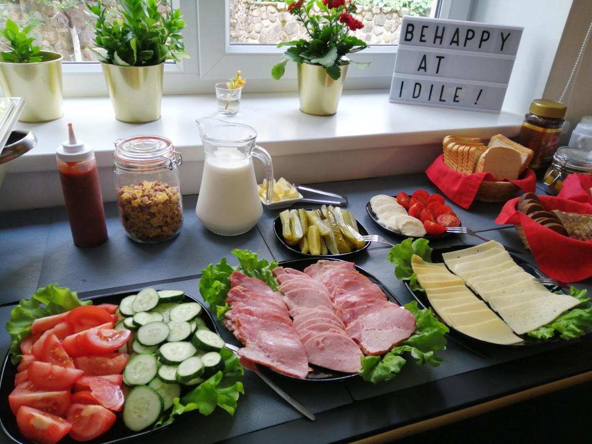 Idile Bed & Breakfast - Висагинас Екстериор снимка