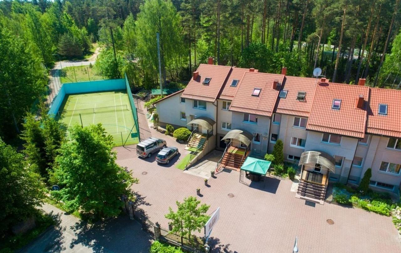 Idile Bed & Breakfast - Висагинас Екстериор снимка